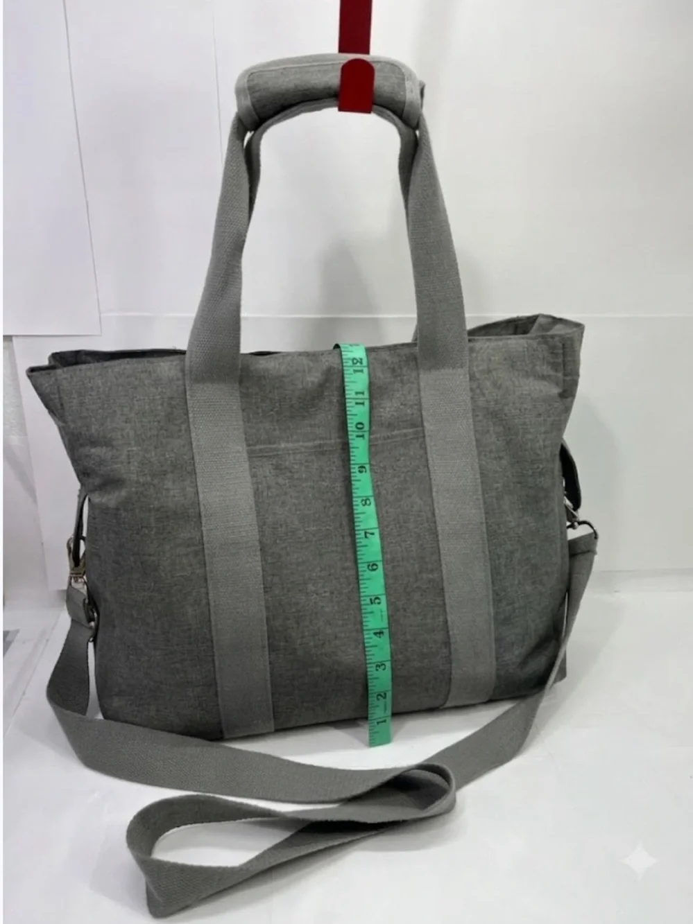 Medela Gray Travel Carrying Bag with Milk Storage Bags, Wipes & Bottles - ONLY